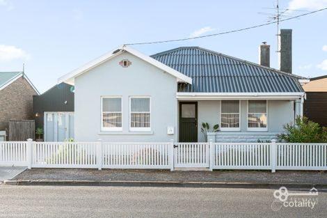 18 Meylin St, Port Macdonnell, SA 5291