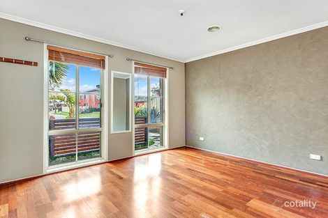 Property photo of 6 Wisla Circuit Roxburgh Park VIC 3064