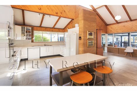 Property photo of 18 Eagle Bay Road Eagle Bay WA 6281