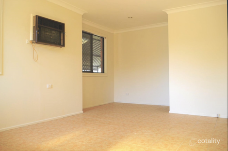 Property photo of 32 Resolution Avenue Willmot NSW 2770