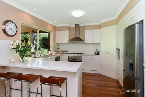 Property photo of 18 Windemere Terrace Mount Lofty QLD 4350
