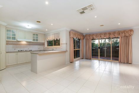 Property photo of 4 Bree Court Berwick VIC 3806