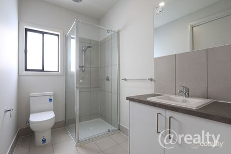 2/10 Maplehurst Ave, Hoppers Crossing, VIC 3029