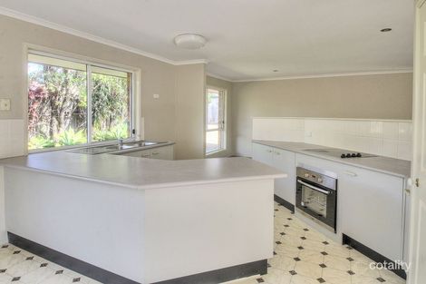 Property photo of 21 Mooloolah Court Hillcrest QLD 4118