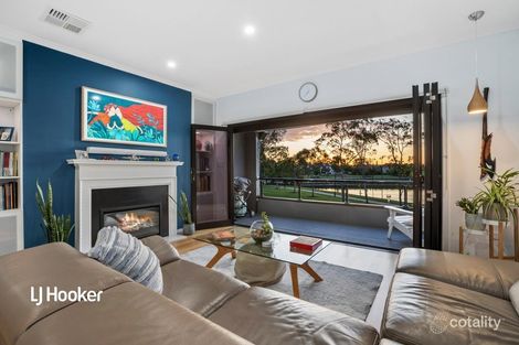 Property photo of 2/39 Windermere Crescent Mawson Lakes SA 5095