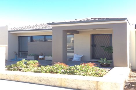 Property photo of 4 Pharlap Parade Baldivis WA 6171