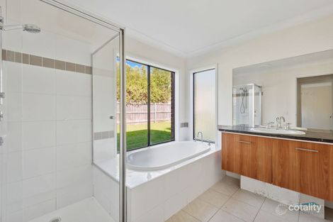 Property photo of 42 Matthew Circuit Hastings VIC 3915