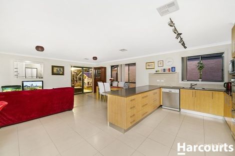Property photo of 33 Dagmar Berne Street Macgregor ACT 2615