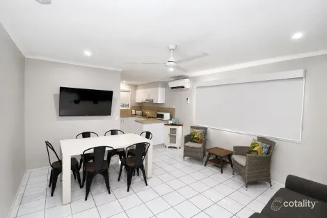 Property photo of 28/26 Bourke Street Blacks Beach QLD 4740