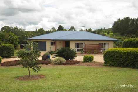 4 Ulysses Cl, Lake Eacham, QLD 4884