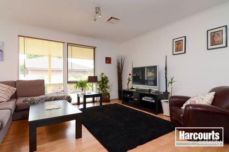 Property photo of 10 Marcella Place Carrum Downs VIC 3201