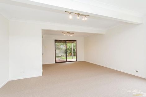 Property photo of 17 Rotherham Street Bateau Bay NSW 2261