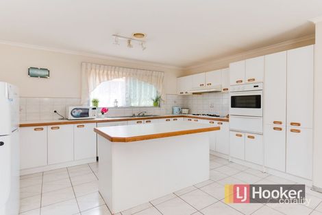 Property photo of 2 Nimbus Court Hampton Park VIC 3976