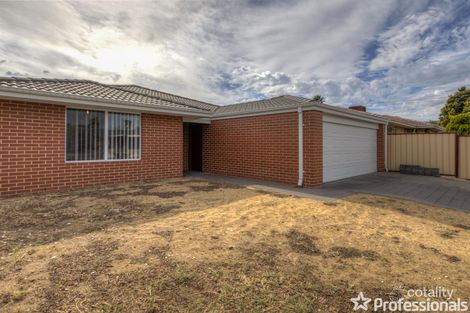 Property photo of 18 Sovereign Place Forrestfield WA 6058