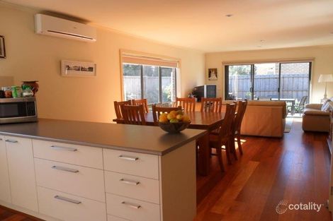 17 Austin Rd, Seaford, VIC 3198