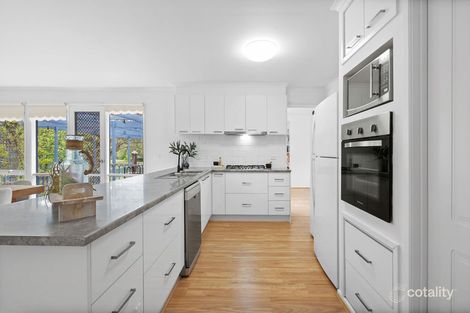 Property photo of 4 Fraser Court Ballan VIC 3342