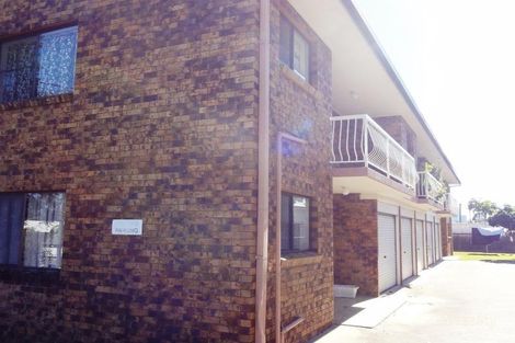 1/16 Ninth Ave, Coorparoo, QLD 4151