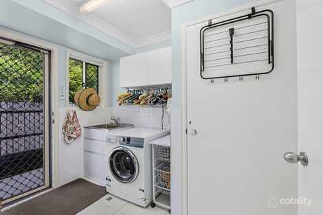 Property photo of 20 Kentia Circuit Flinders View QLD 4305