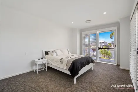 Property photo of 10 Sundown Place Jacobs Well QLD 4208