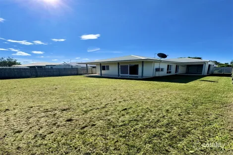 Property photo of 11 Yarra Crescent Kelso QLD 4815