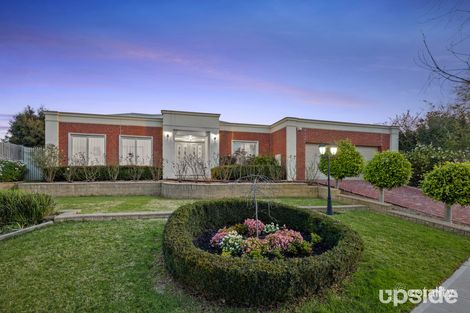 75 Edrington Park Dr, Berwick, VIC 3806