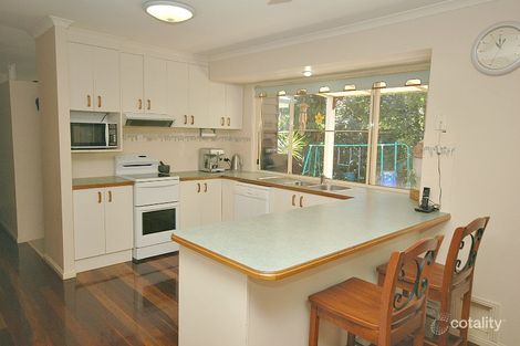 Property photo of 12 Gatakers Lane Point Vernon QLD 4655