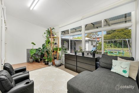 Property photo of 37 Burrawong Crescent Elderslie NSW 2570