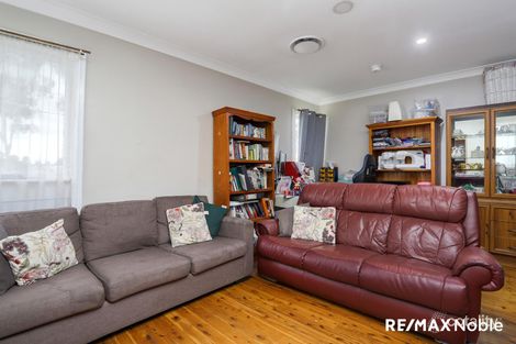 Property photo of 6 Halmahera Crescent Lethbridge Park NSW 2770