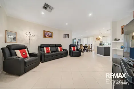 Property photo of 10 Narranbee Ridge Tapping WA 6065