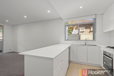 Property photo of 2/2-6 Carlton Parade Carlton NSW 2218