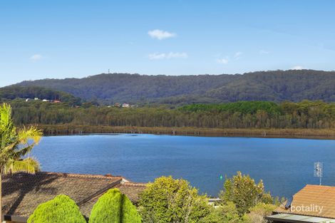 38 Caroline St, East Gosford, NSW 2250