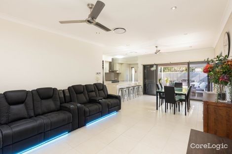 Property photo of 11 Stanley Terrace Wynnum QLD 4178
