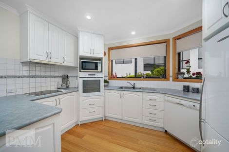 Property photo of 2/11 Paige Court Warrane TAS 7018