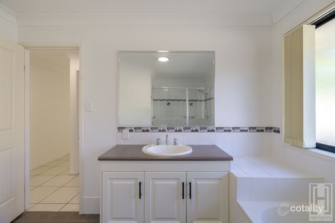 Property photo of 45 Spinnaker Circuit Redland Bay QLD 4165