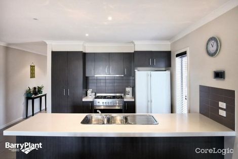 Property photo of 13 Glenbrae Street Craigieburn VIC 3064