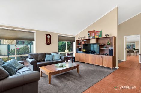 Property photo of 15 Henshaw Court Werribee VIC 3030