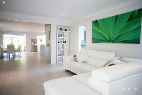 Property photo of 16 Currawan Street Warana QLD 4575