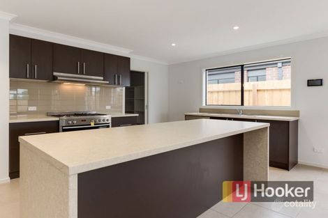 Property photo of 41 The Glade Hampton Park VIC 3976