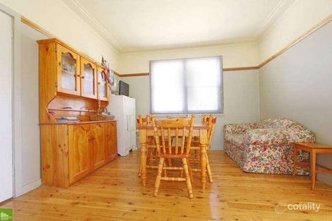 Property photo of 27 The Avenue Corrimal NSW 2518