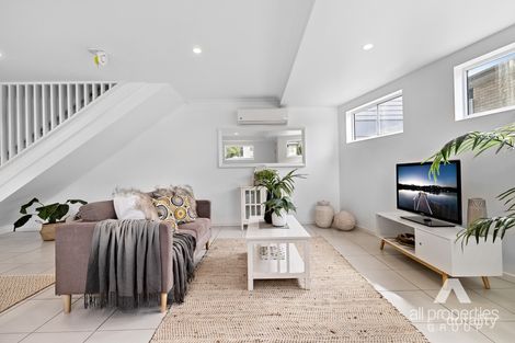 Property photo of 1/31 Howsan Street Mount Gravatt East QLD 4122