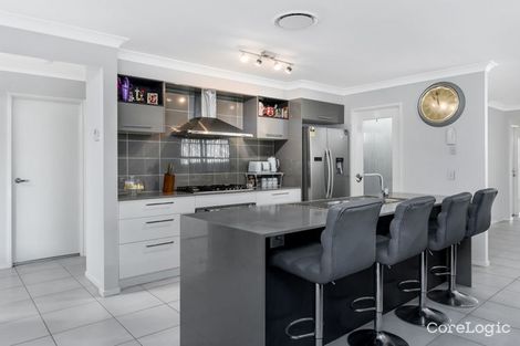 Property photo of 4 Tamora Street Rosemeadow NSW 2560