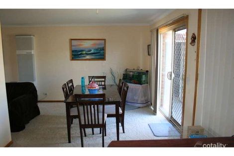 Property photo of 6/63 Pommel Street Pakenham VIC 3810