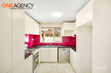 Property photo of 19/7 Hanlon Close Minto NSW 2566