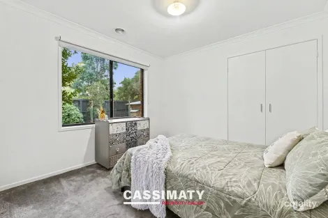 Property photo of 1 Everitt Close Lang Lang VIC 3984