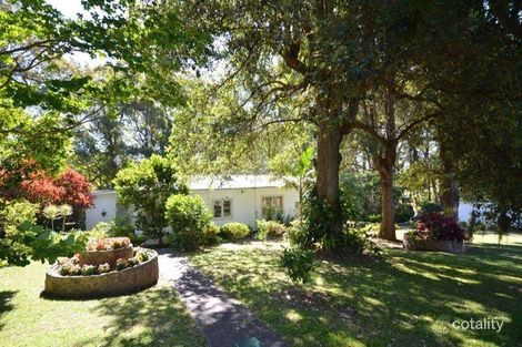 242 Hillside Rd, Avoca Beach, NSW 2251