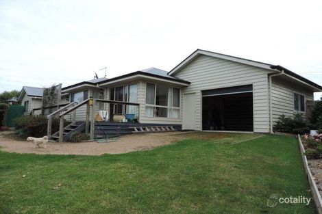 Property photo of 26 Bream Road Lake Tyers Beach VIC 3909