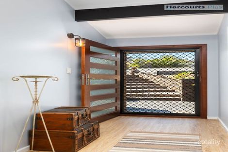 Property photo of 13 St Vincents Avenue Hallett Cove SA 5158