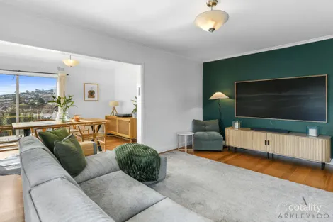 Property photo of 18 Ballawinnie Road Lindisfarne TAS 7015