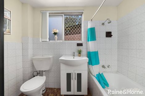 Property photo of 19/16 Derby Street Minto NSW 2566