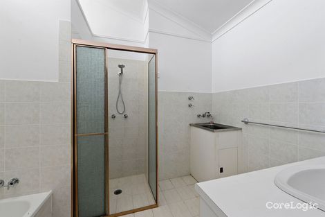 Property photo of 5/33-39 Hooker Boulevard Broadbeach Waters QLD 4218